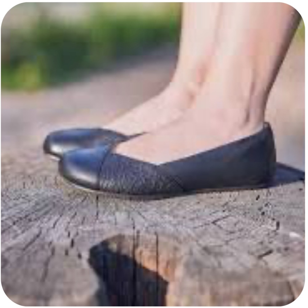 Xero Phoenix Black Women's Flats